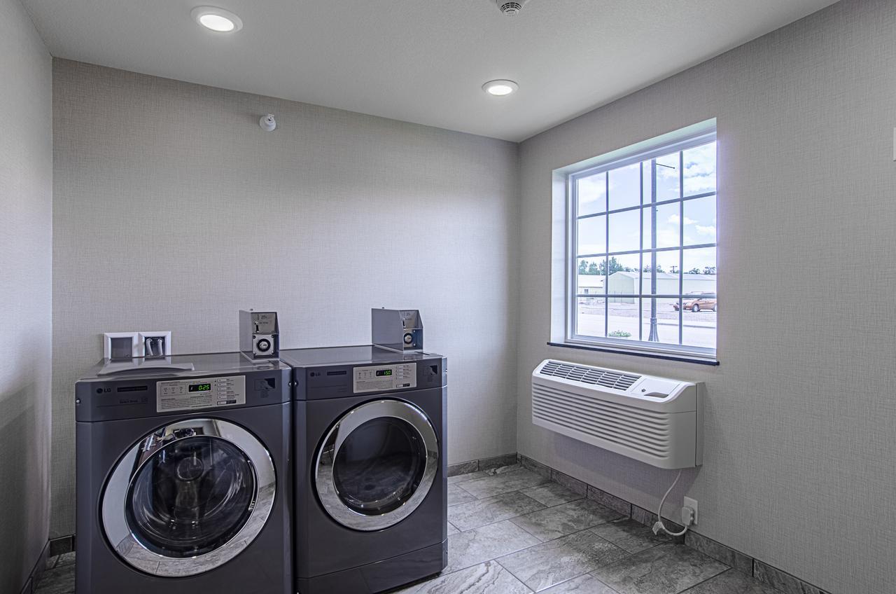 Cobblestone Inn & Suites - Guernsey Ngoại thất bức ảnh