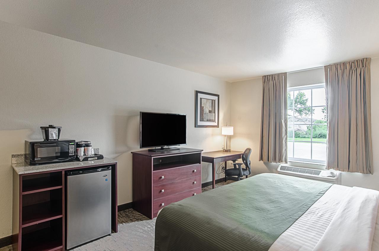 Cobblestone Inn & Suites - Guernsey Ngoại thất bức ảnh